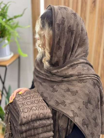 شال پلیسه برشکا منگوله دار (۱۵۲۲)