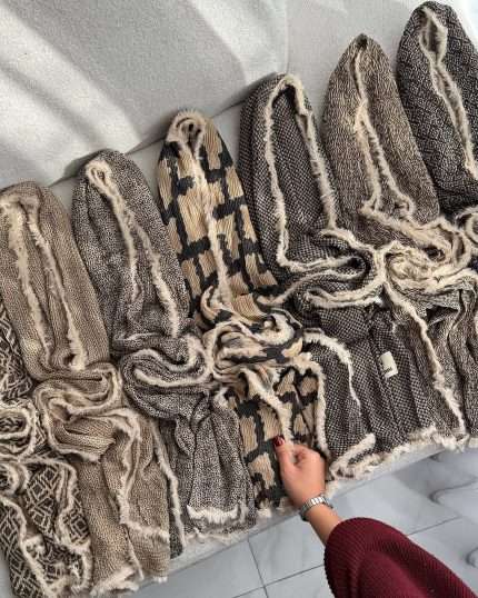 شال نخ پنبه برشکا دور خز اورجینال(11)